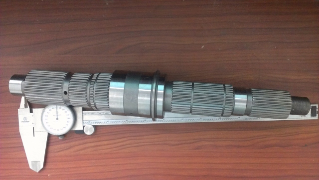 4X4 REAR OUTPUT SHAFT 8620 ALLOY